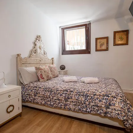 Espectacular Duplex Con Encanto! アパート タラゴナ